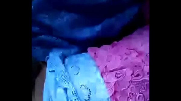 con mi cholita en un alojamiento