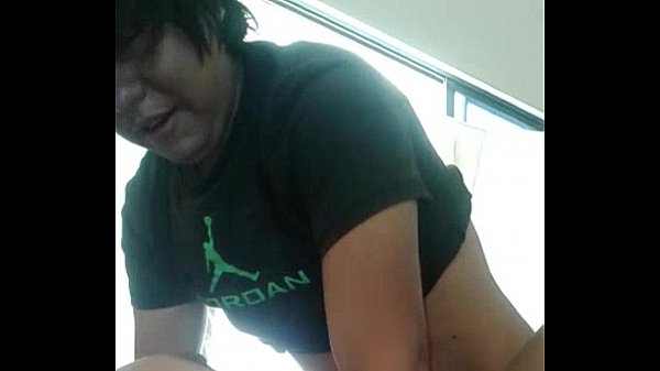 Follando a una ballena